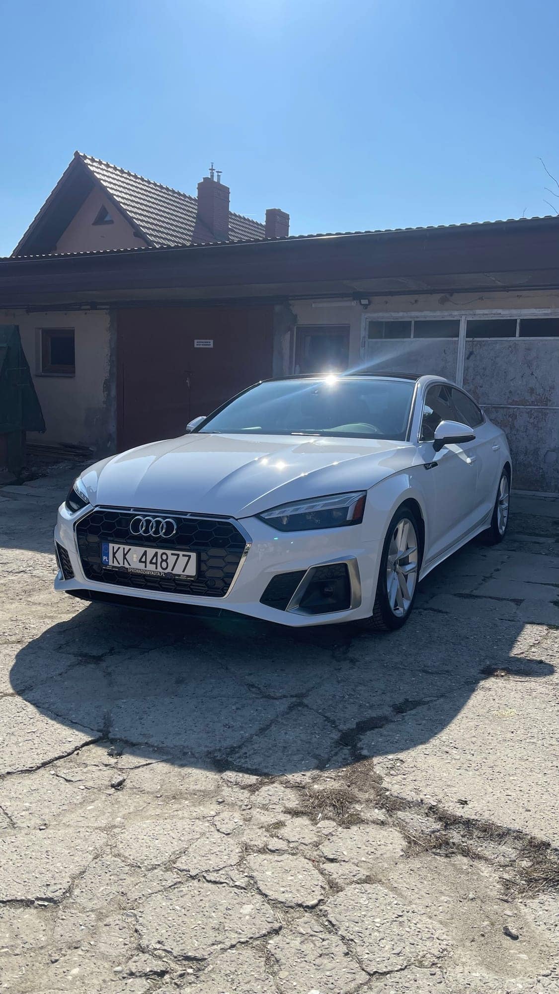 Białe Audi A5 sprowadzone z USA, po korekcie i powłoce elastomerowej